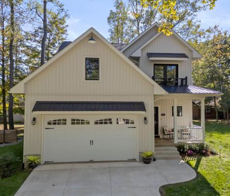 512 Greenacre Circle Howard OH 43028