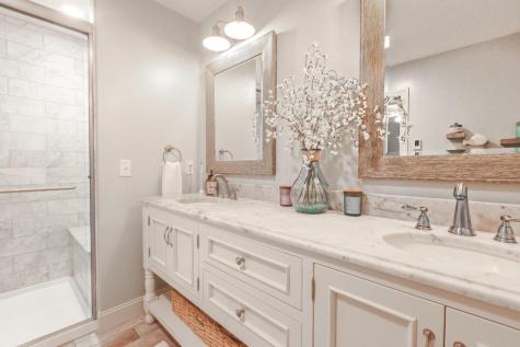 473 Lakeview Heights Drive Howard OH 43028