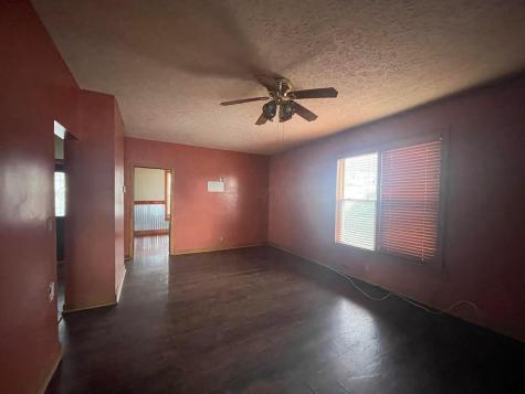 338 Mill Street Utica OH 43080