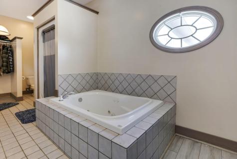 26367 Danville Amity Road Danville OH 43014