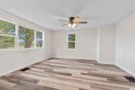 6882 County Road 183 Fredericktown OH 43019