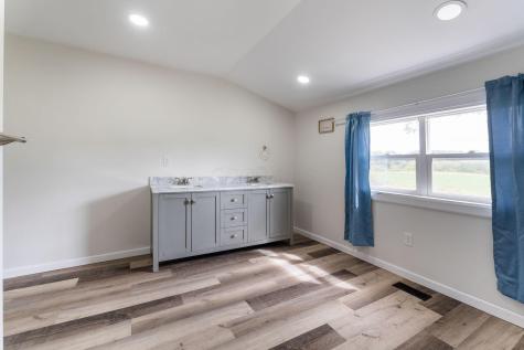 6882 County Road 183 Fredericktown OH 43019