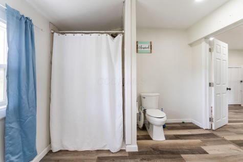 6882 County Road 183 Fredericktown OH 43019