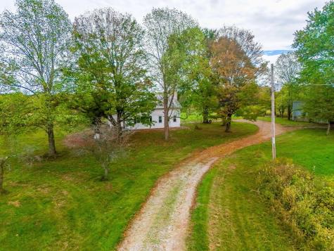 6882 County Road 183 Fredericktown OH 43019