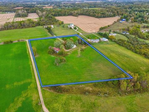 6882 County Road 183 Fredericktown OH 43019