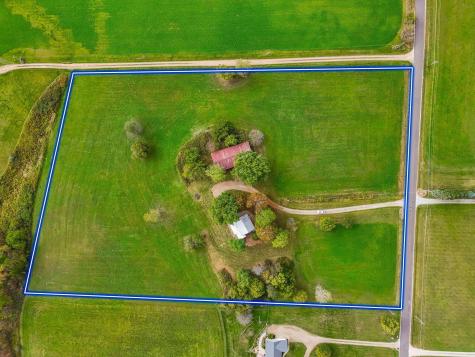 6882 County Road 183 Fredericktown OH 43019