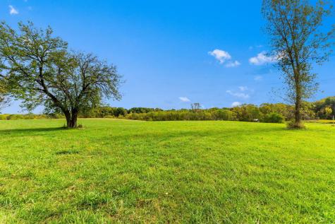 6882 County Road 183 Fredericktown OH 43019