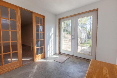 42 N Highland Court Howard OH 43028