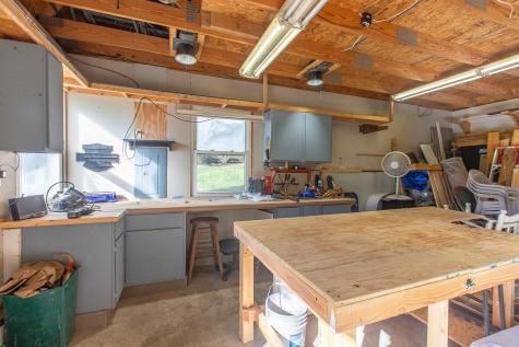 42 N Highland Court Howard OH 43028