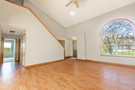 42 N Highland Court Howard OH 43028