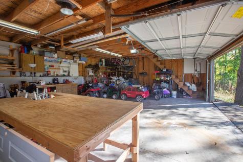 42 N Highland Court Howard OH 43028