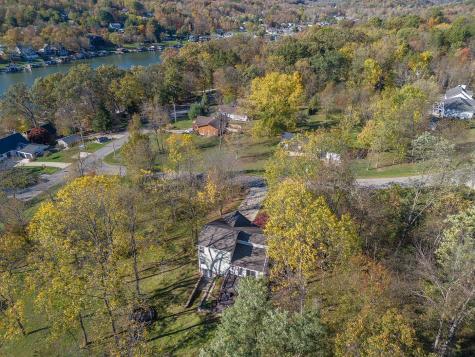 42 N Highland Court Howard OH 43028