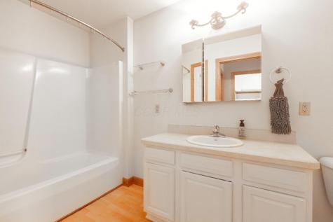 42 N Highland Court Howard OH 43028