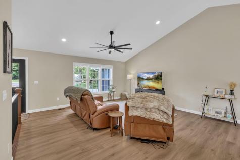 66 Penlawn Court Howard OH 43028