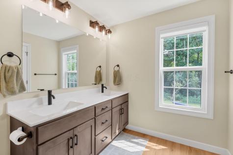 66 Penlawn Court Howard OH 43028