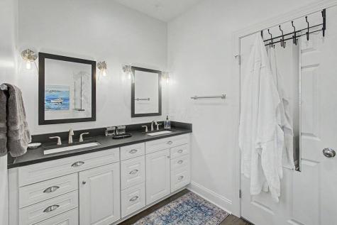 416 Lakeview Heights Drive Howard OH 43028