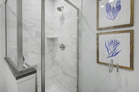 416 Lakeview Heights Drive Howard OH 43028