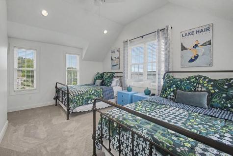 416 Lakeview Heights Drive Howard OH 43028