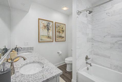 416 Lakeview Heights Drive Howard OH 43028