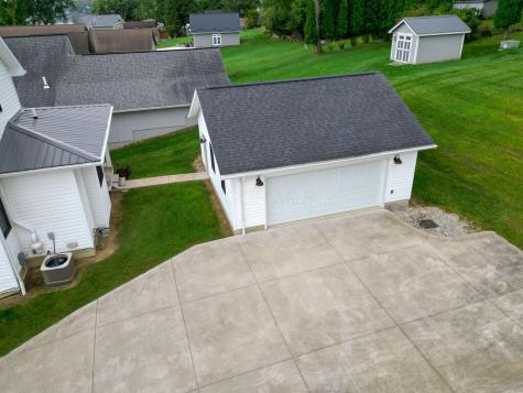 416 Lakeview Heights Drive Howard OH 43028