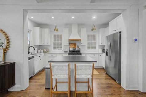 416 Lakeview Heights Drive Howard OH 43028