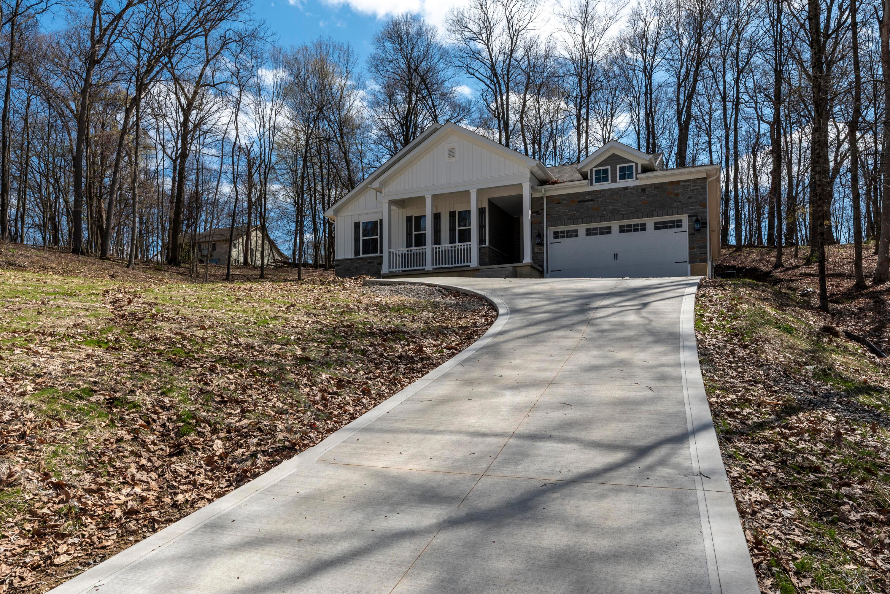 701 Grand View Drive Howard OH 43028