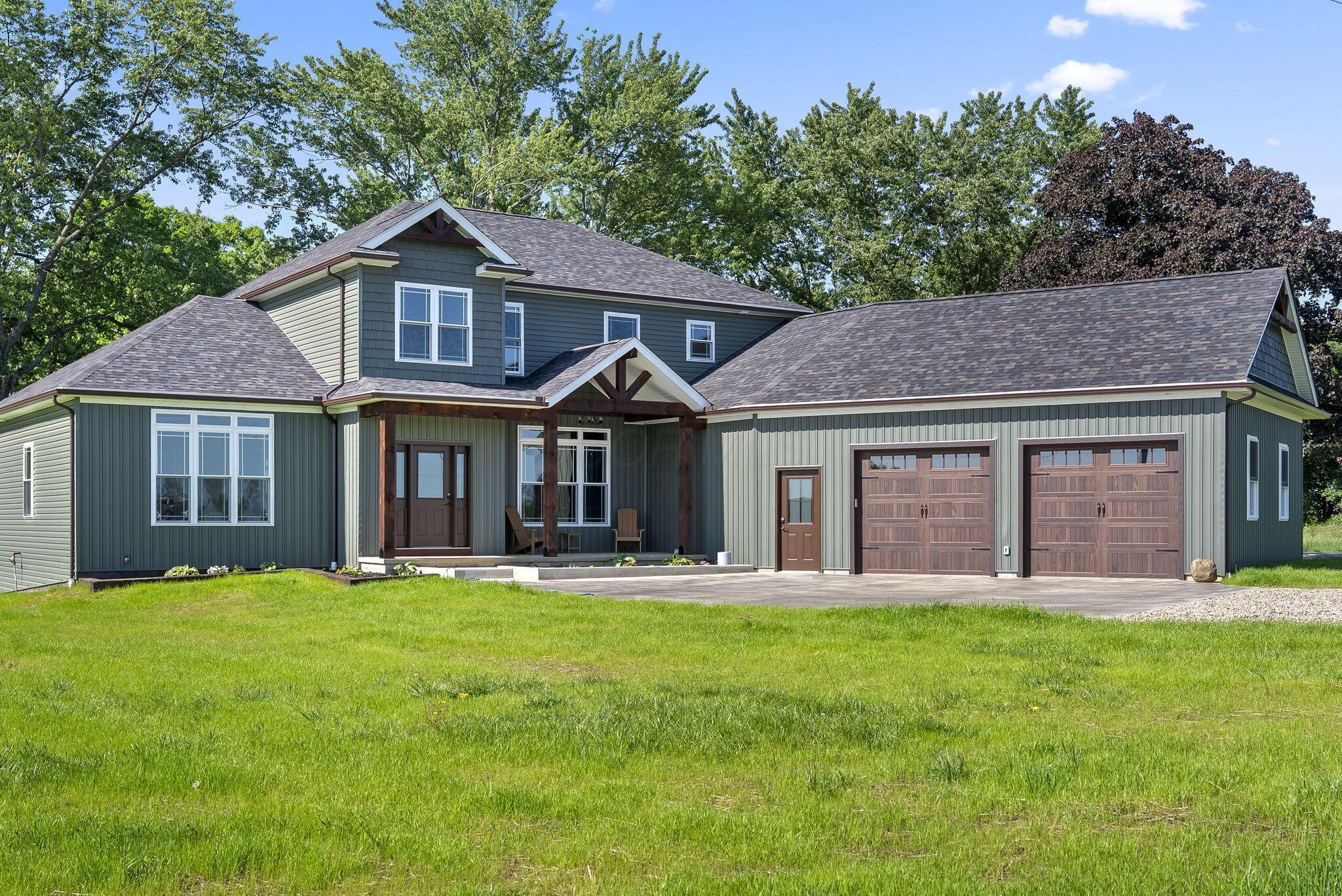 970 Lakefork Road NE Utica OH 43080