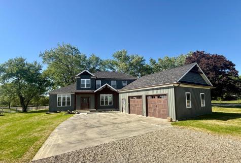 970 Lakefork Road NE Utica OH 43080
