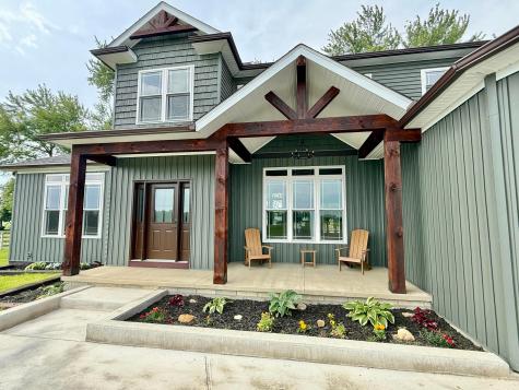 970 Lakefork Road NE Utica OH 43080