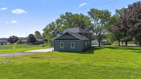 970 Lakefork Road NE Utica OH 43080