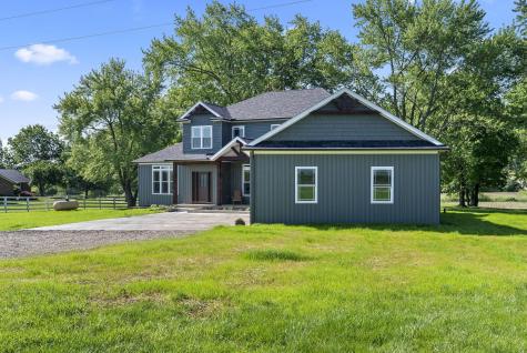 970 Lakefork Road NE Utica OH 43080