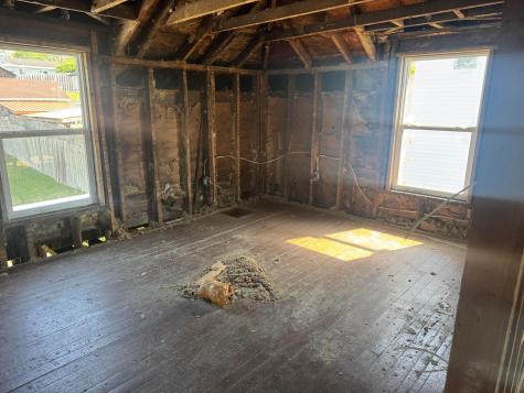 415 E 2nd Street Wellston OH 45692
