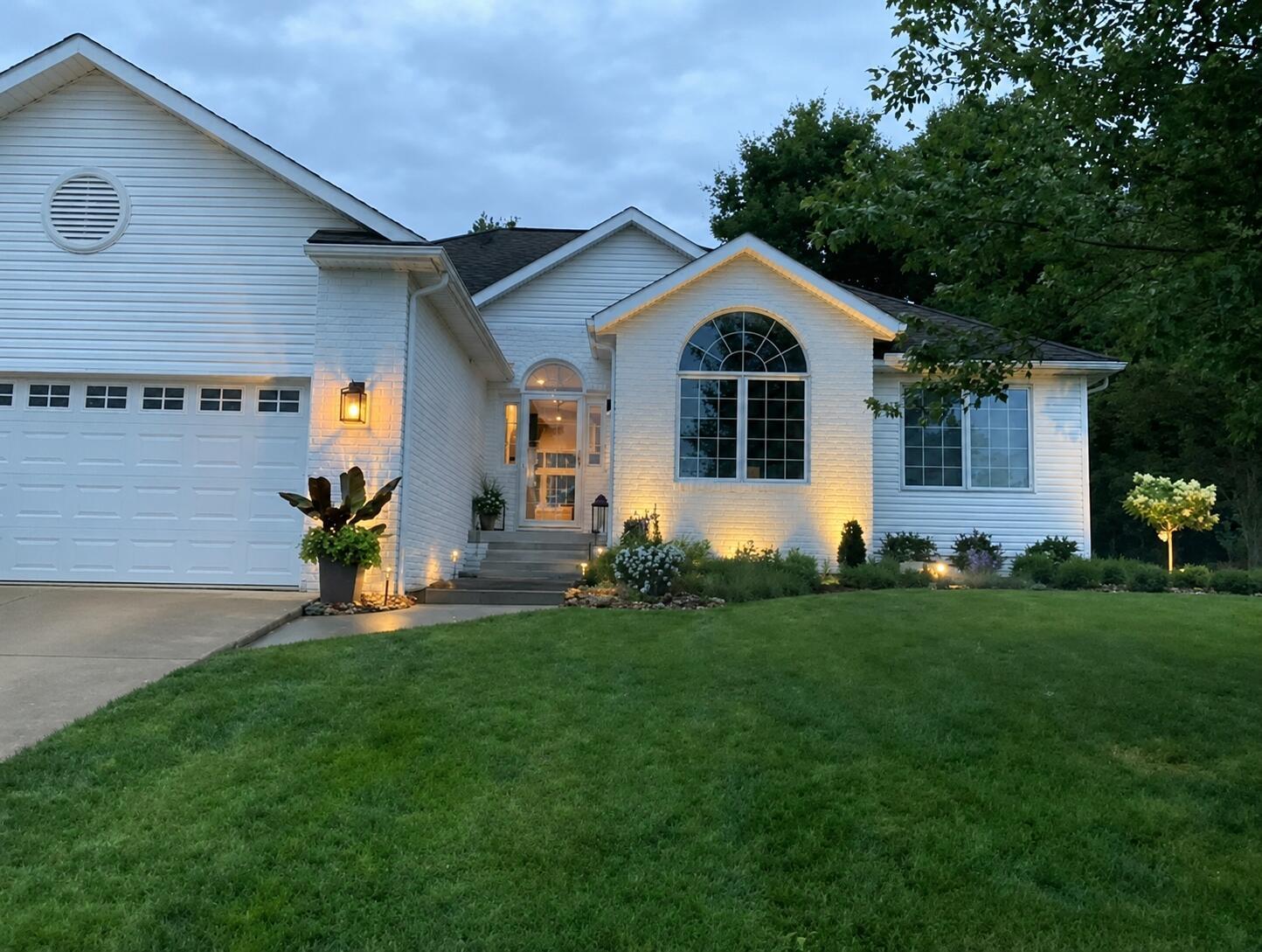53 Woodlake Trail Mount Vernon OH 43050