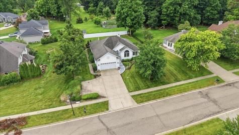 53 Woodlake Trail Mount Vernon OH 43050