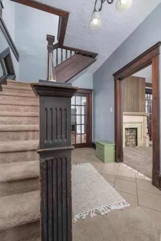 907 W High Street Mount Vernon OH 43050