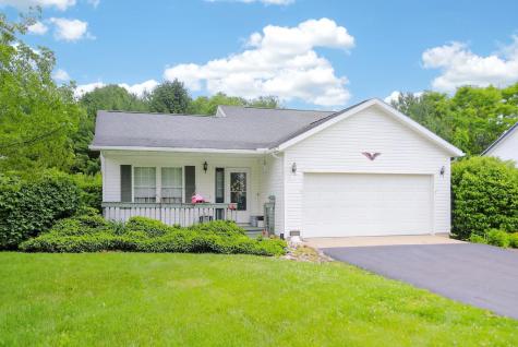 3658 Apple Valley Drive Howard OH 43028