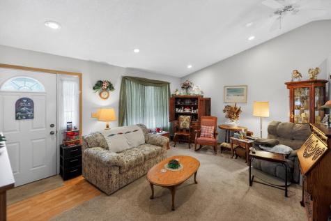 3658 Apple Valley Drive Howard OH 43028