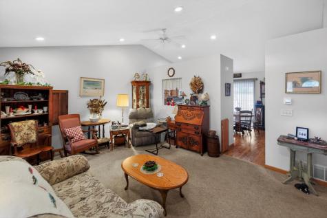3658 Apple Valley Drive Howard OH 43028