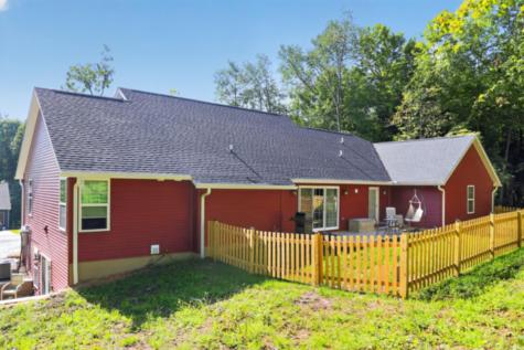 782 Crestrose Drive Howard OH 43028