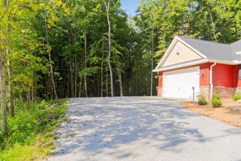 782 Crestrose Drive Howard OH 43028