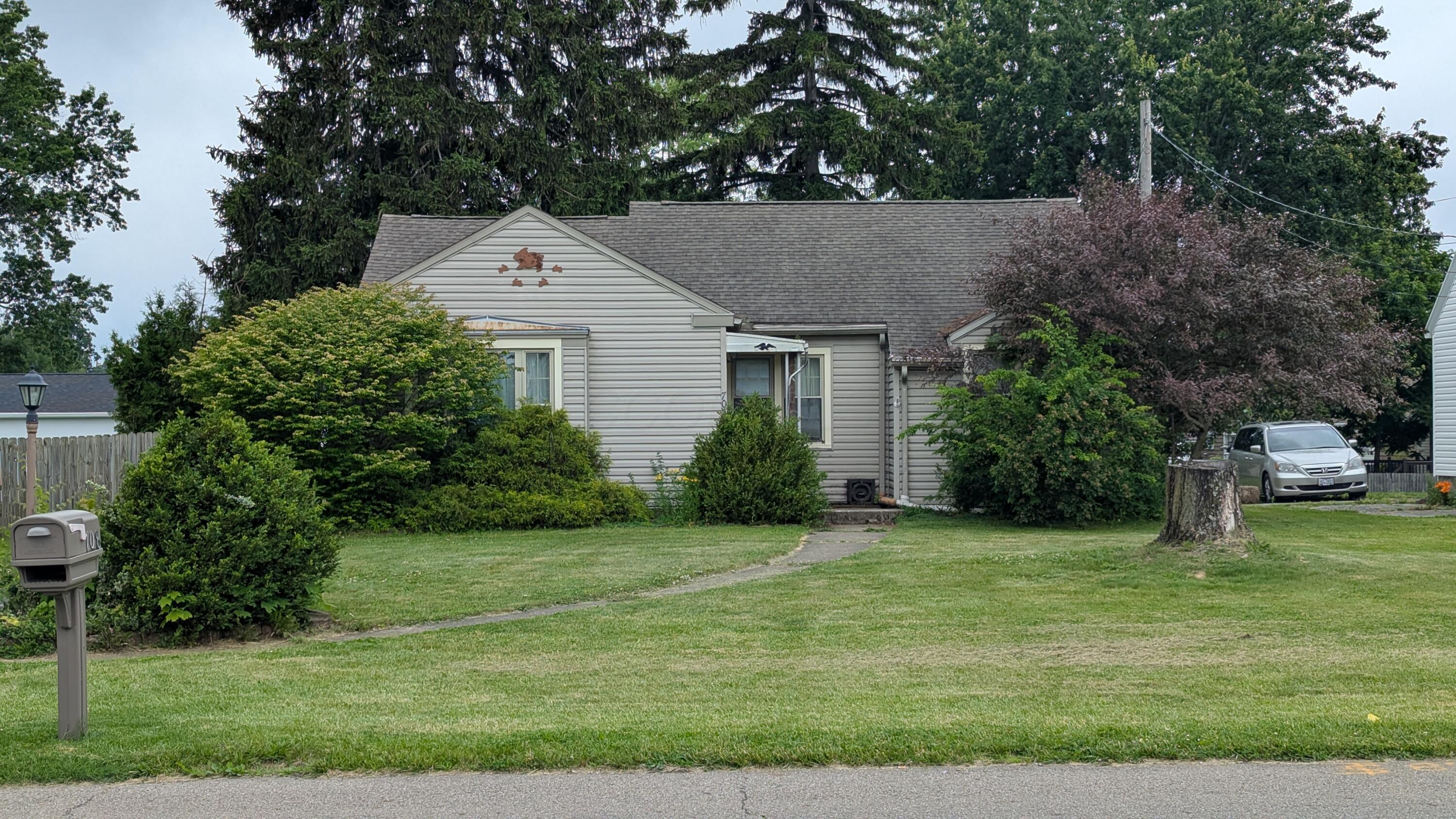708 Fairview Avenue Galion OH 44833