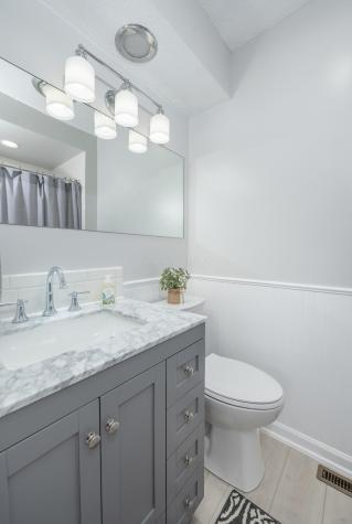 60 Appleseed Court Howard OH 43028