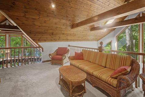 637 King Beach Drive Howard OH 43028