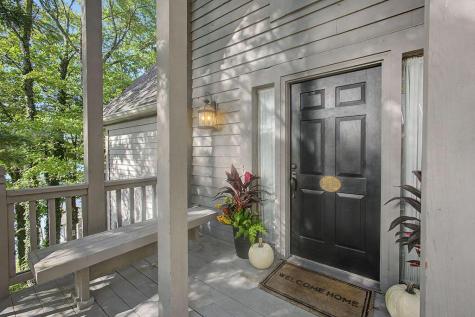 637 King Beach Drive Howard OH 43028