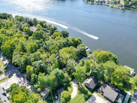 637 King Beach Drive Howard OH 43028