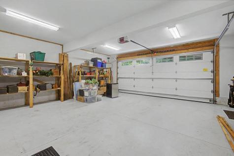 637 King Beach Drive Howard OH 43028