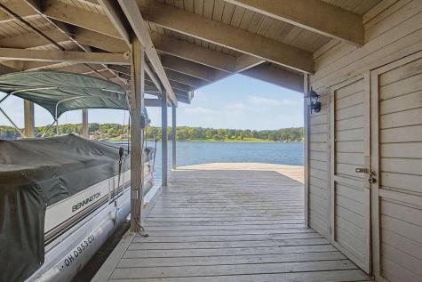 637 King Beach Drive Howard OH 43028