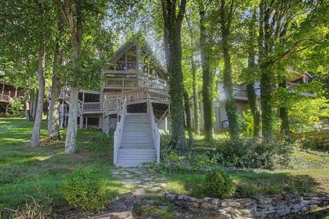 637 King Beach Drive Howard OH 43028