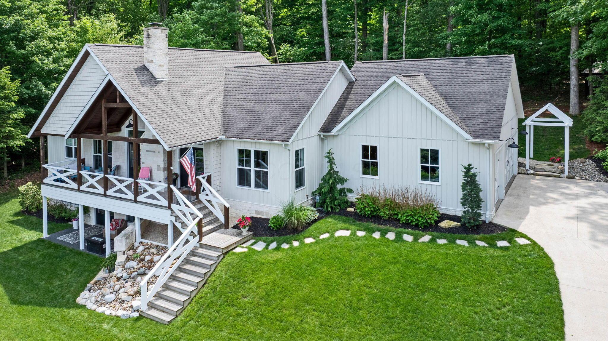 520 Grand Ridge Drive Howard OH 43028
