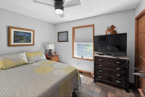 453 Greenlawn Drive Howard OH 43028